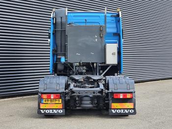 FH 420 6x2*4 / STEERING AXLE / HYDRAULIC